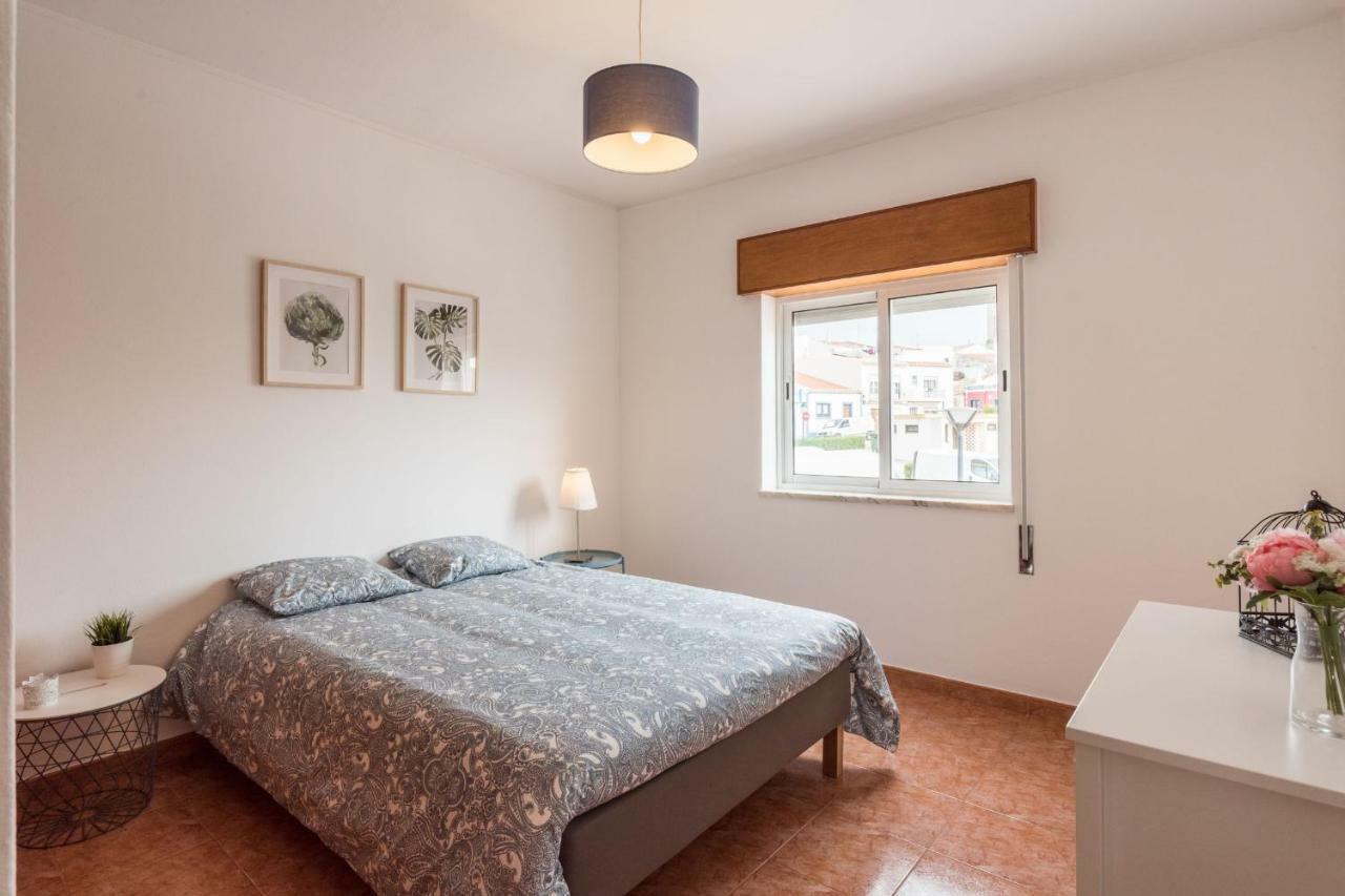 Lovelystay - 3 Bedroom Apartment In Вила до Биспо Екстериор снимка