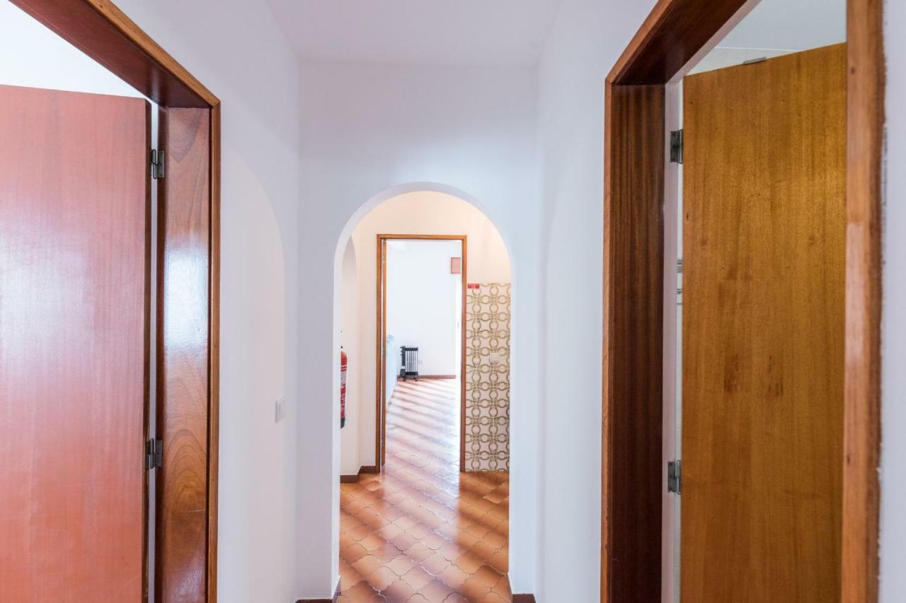 Lovelystay - 3 Bedroom Apartment In Вила до Биспо Екстериор снимка