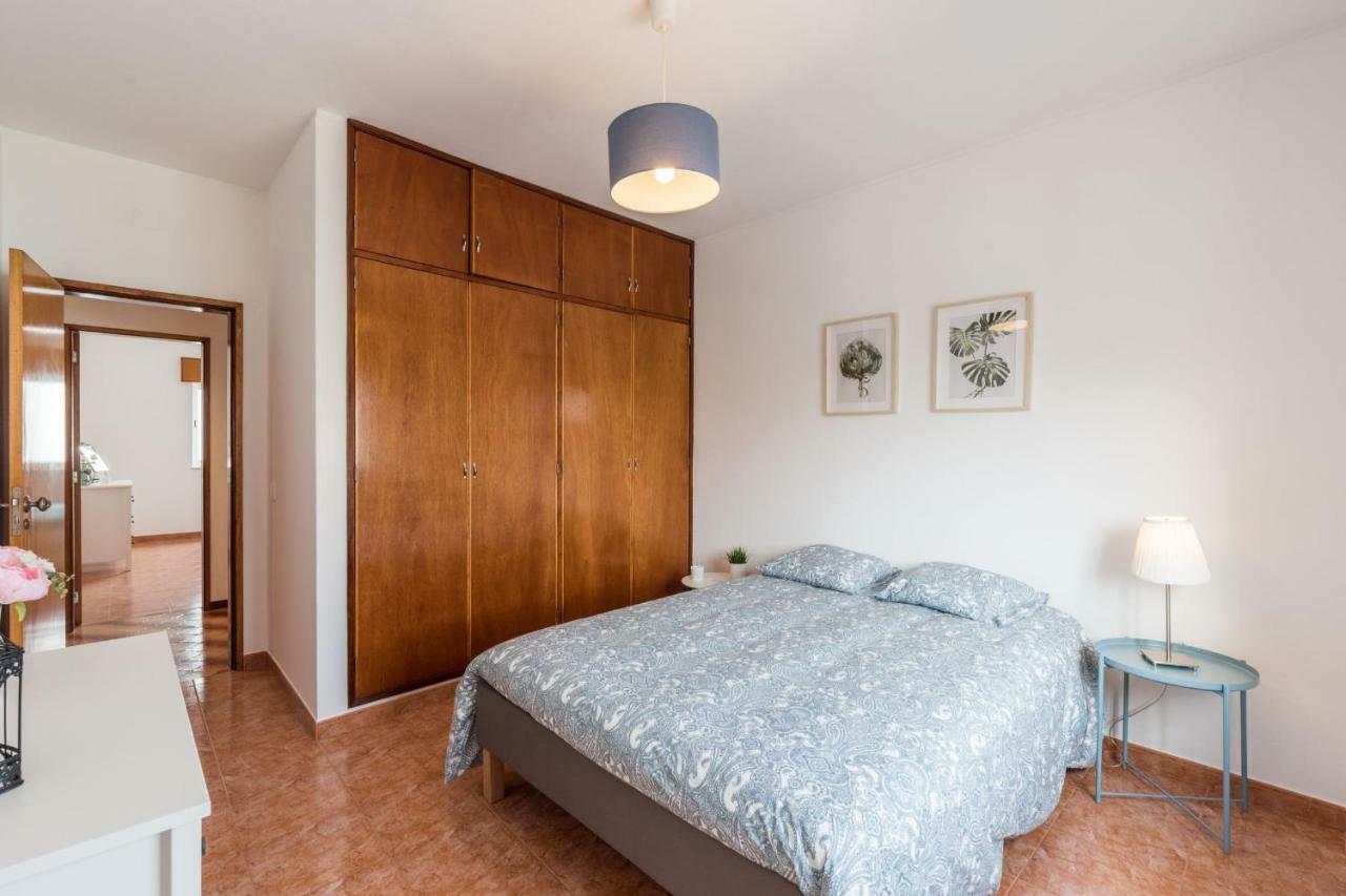 Lovelystay - 3 Bedroom Apartment In Вила до Биспо Екстериор снимка